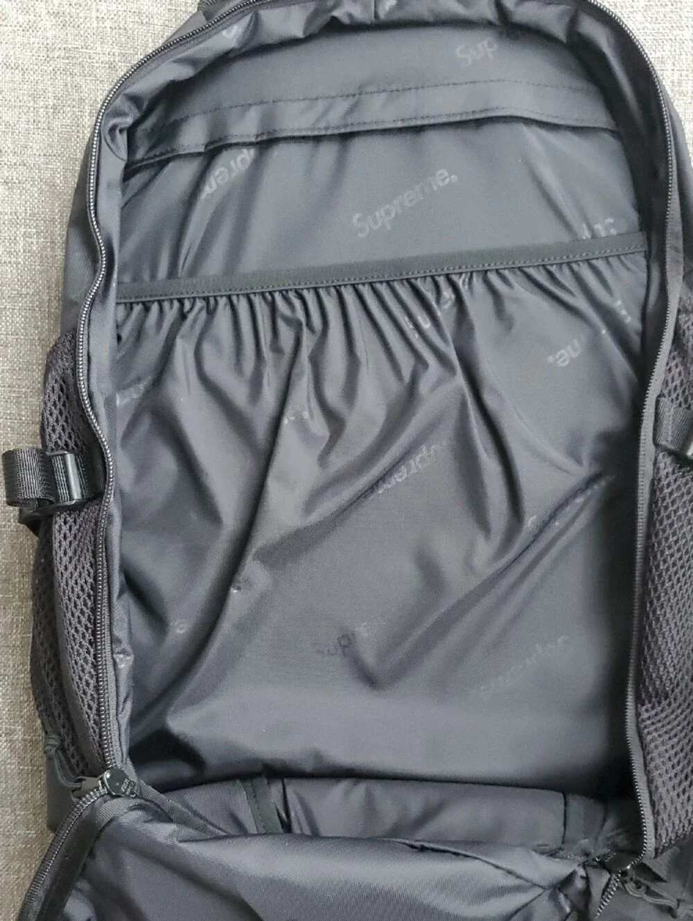 Brand New Supreme Log Black Backpack FW23 Grid